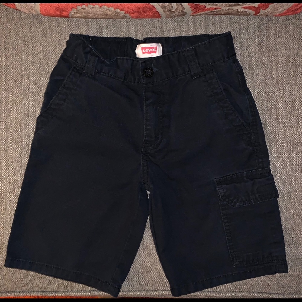 🔹(2/$10) Levi’s cargo shorts